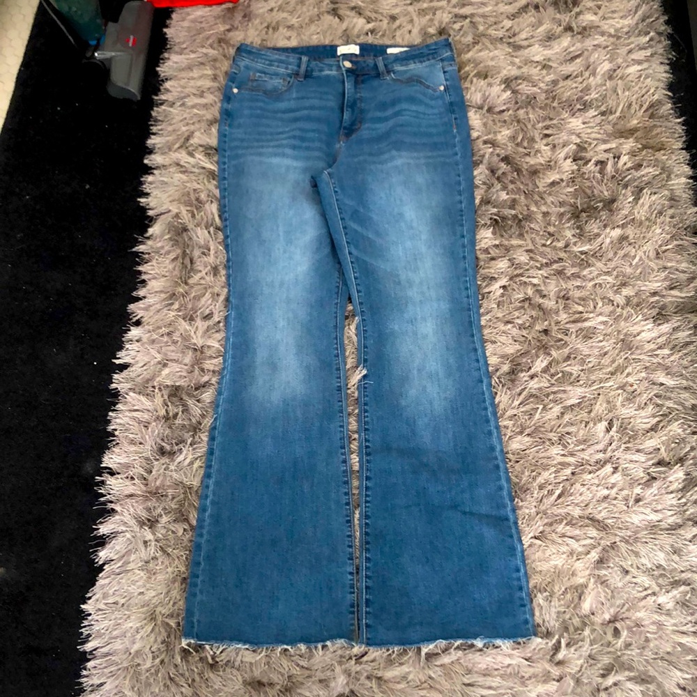 Women’s Womderly high rise flare stretch jeans